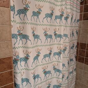 Dena Home Christmas Plaid Reindeer Bathroom Set